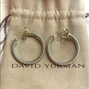 ONE DAY PRICE DECREASE ❤️David Yurman 1" cable hoop earrings Like new condition.